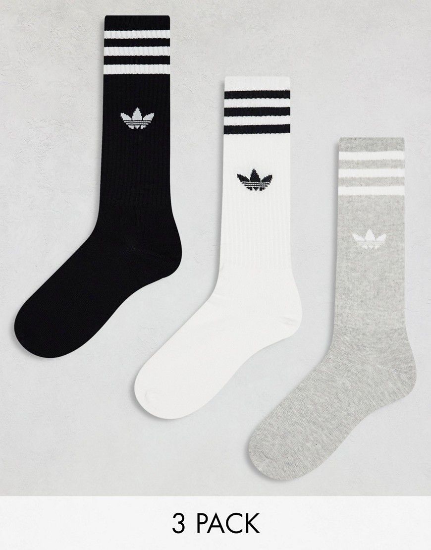 Confezione da 3 paia di calzini alti bianchi, grigi e neri - adidas Originals - Modalova