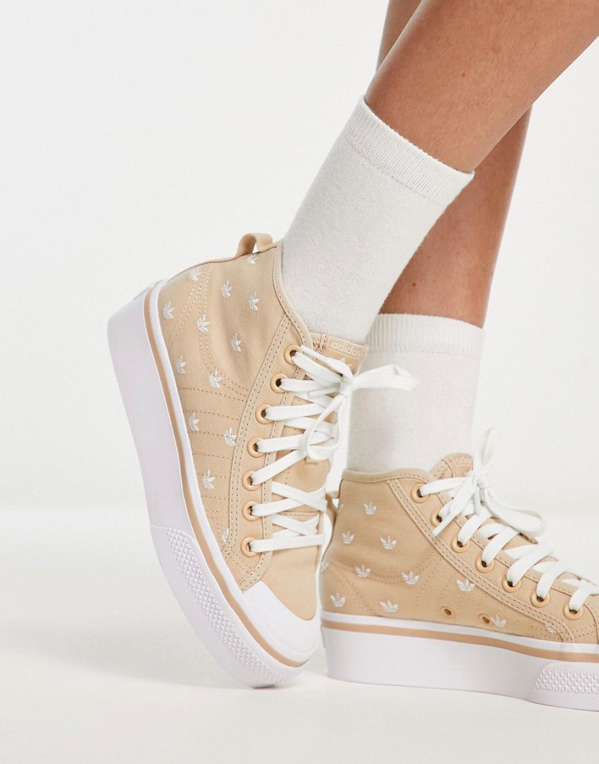 Nizza - Sneakers alte beige con monogrammi e suola platform - adidas Originals - Modalova