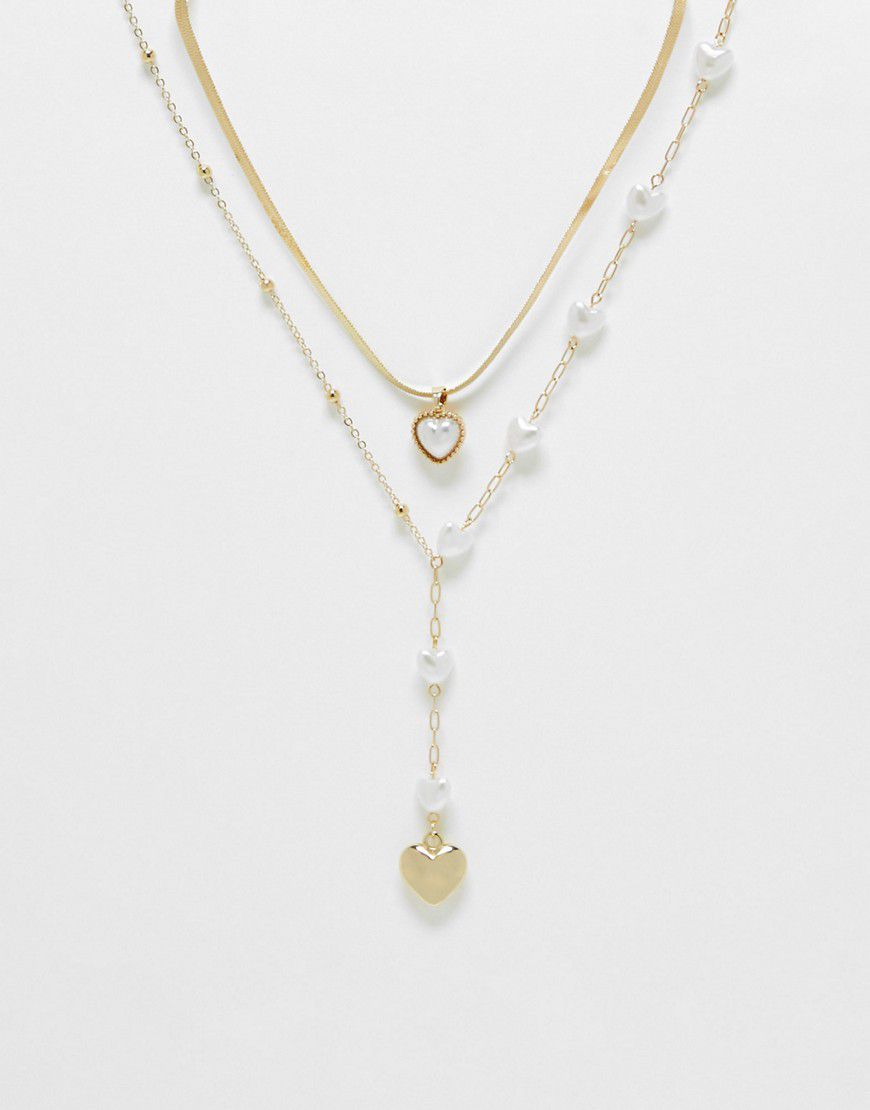 Collana stile lariat con perle a forma di cuore - Ashiana - Modalova