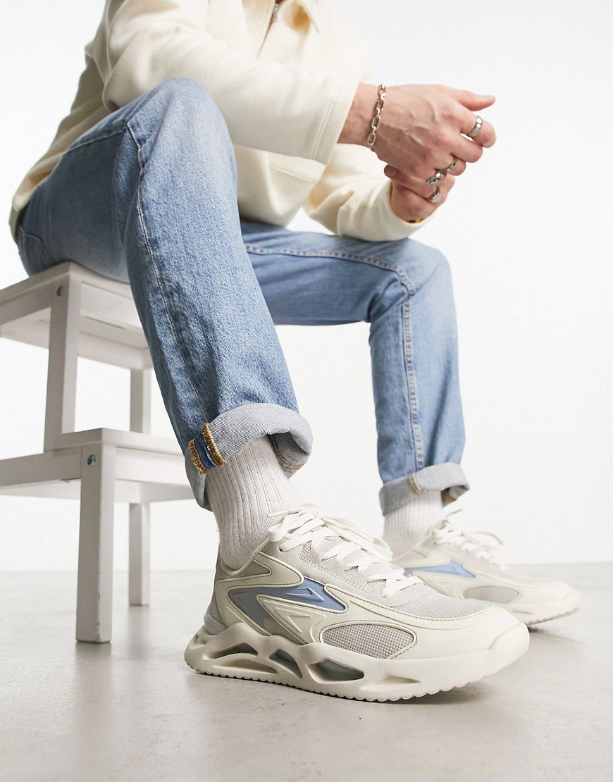 Sneakers da running con suola spessa color pietra e blu con dettagli in gomma - ASOS DESIGN - Modalova