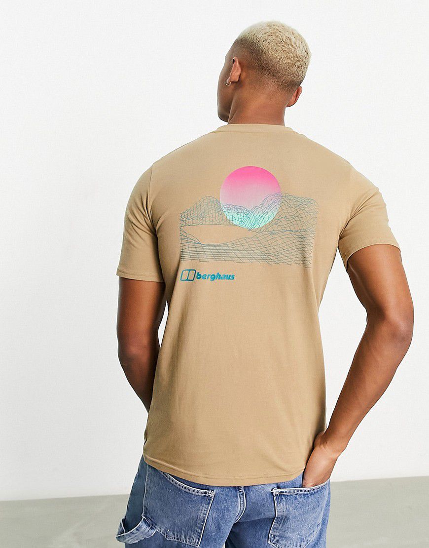 Snowdon - T-shirt color cuoio con stampa di sole sul retro - Berghaus - Modalova