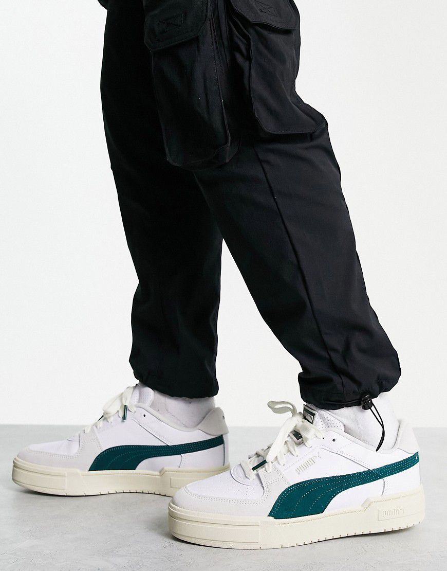 CA Pro Ivy League - Sneakers bianco sporco con dettagli verdi - Puma - Modalova