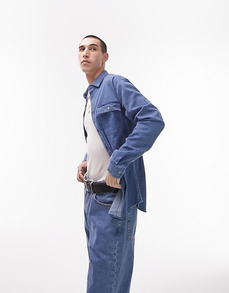 Camicia di jeans a maniche lunghe stretch lavaggio medio - Topman - Modalova