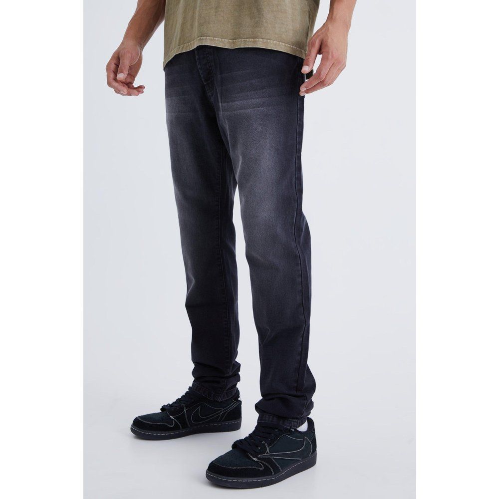 Jeans Tall Slim Fit in denim rigido - boohoo - Modalova