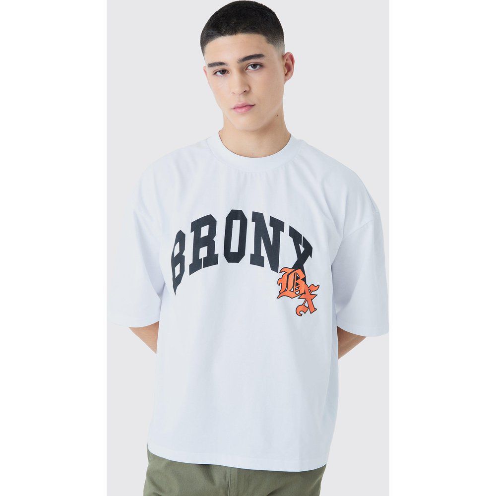 T-shirt squadrata oversize Bronx con girocollo esteso - boohoo - Modalova