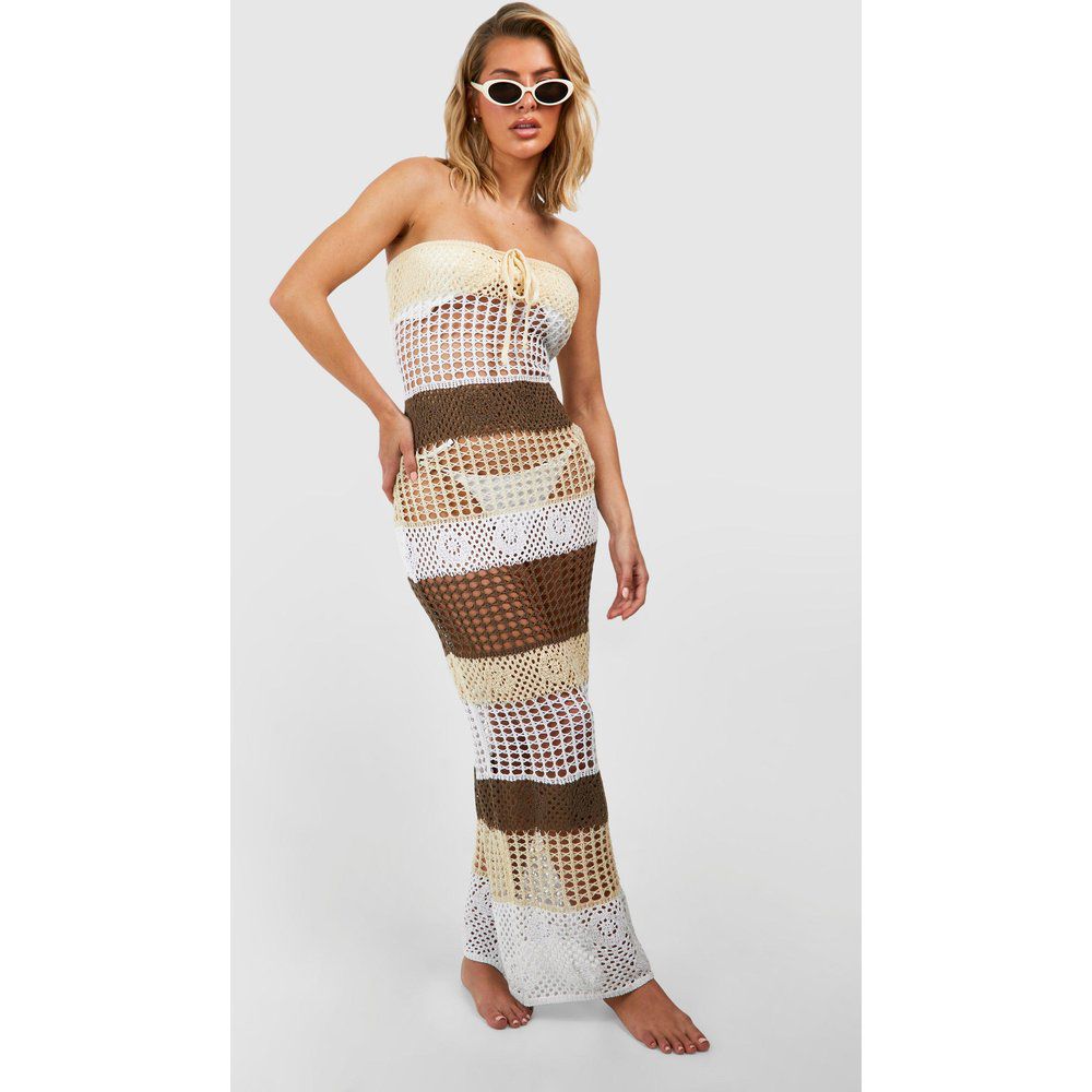 Colour Block Crochet Bandeau Beach Maxi Dress - boohoo - Modalova